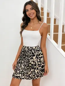 A women's fashionable black panther patterned high waisted pleated skirt, suitable for commuting to work, shopping, outdoor activities, indoor and outdoor wear