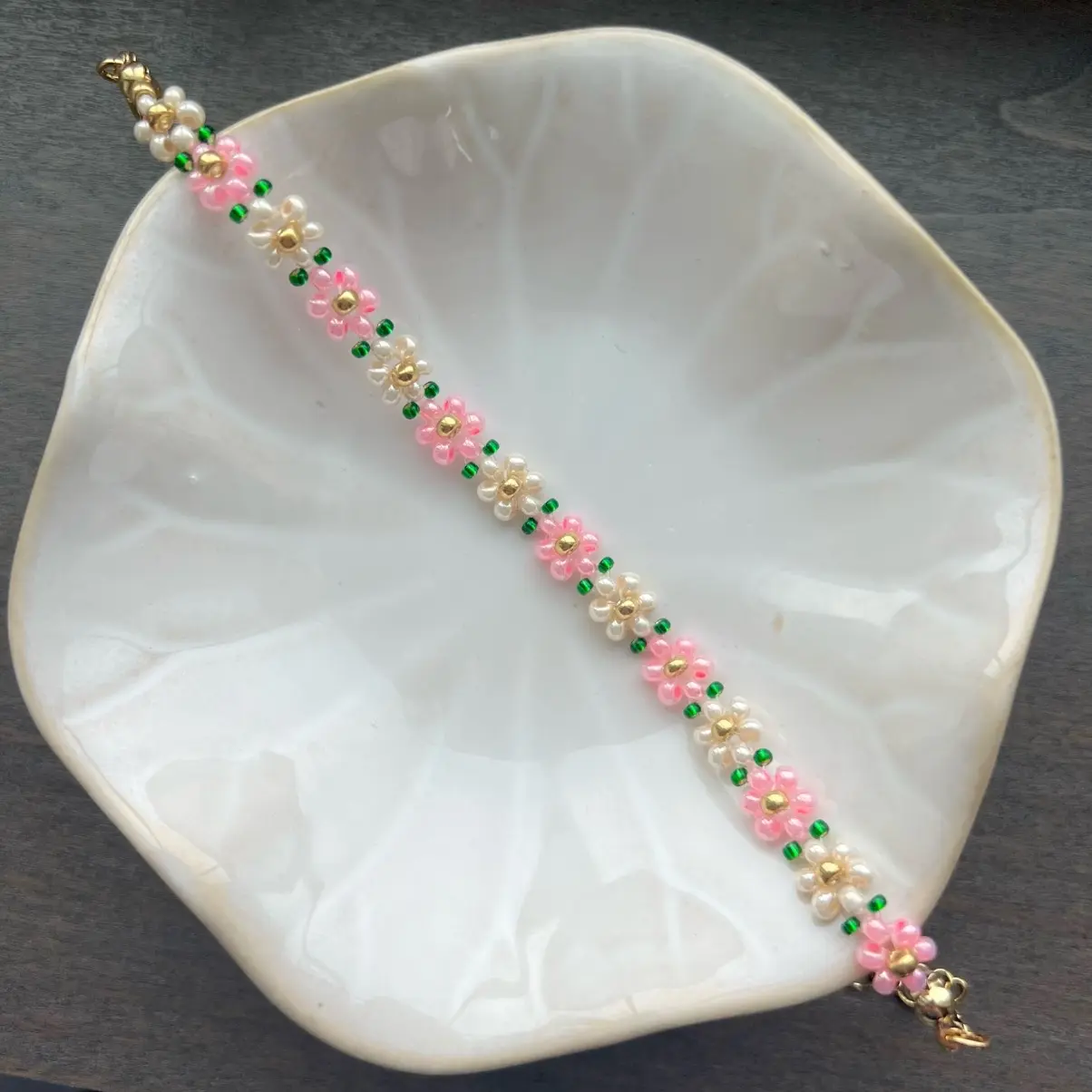 Beaded Flower Bracelet Pink Seed Bead Daisy Bracelet