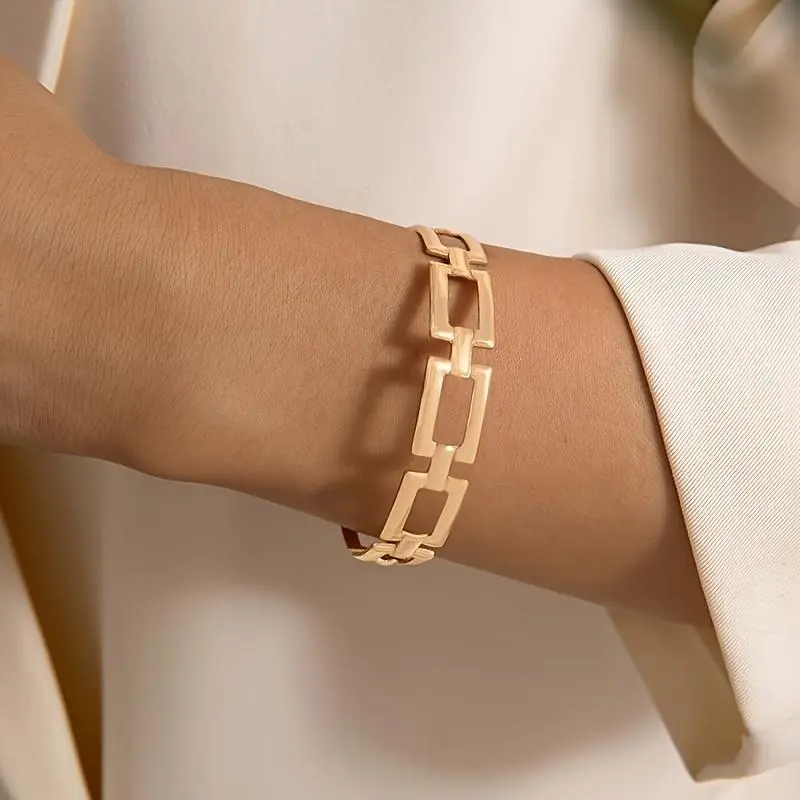 Trendy Open Hollow-Out Bracelet Accessory, Geometric Minimalist Versatile Square Bangle for Women
