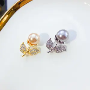 Women New Alloy Color Retention Flower Shape Imitation Pearl Brooch Light Luxury Style Brooch H1339