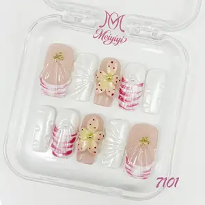 .DP.7101.High-end 3D Carved Wearable Nails