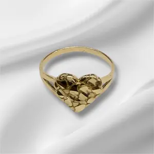 Anillo nugget en forma de corazón oro 14k