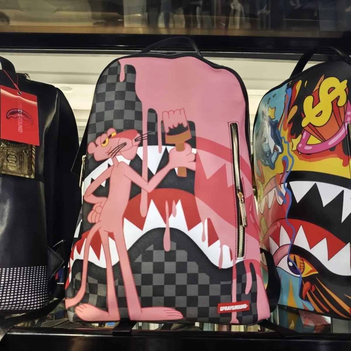 SG Shark Graffiti Backpack Trendy Fashion Large Capacity Unisex Backpack Casual School Bag Travel Unisex Shark Mouth Backpack Unisex Shark Mouth Backpack Photography Equipment Bag Camera Backpack Best Gift Large Capacity Laptop Bag with Tablet Compartment