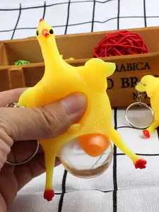 Creative Egg-Laying Chicken Toy Keychain, Prank Stress Relief Keyring, Fun Gag Gift, Humorous Egg-Squeezing Chicken Accessory