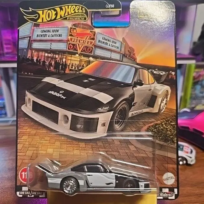 Hot Wheels Porsche 935 Hot Wheels Collectible Diecast Model Car with Detailed Design and Authentic Look