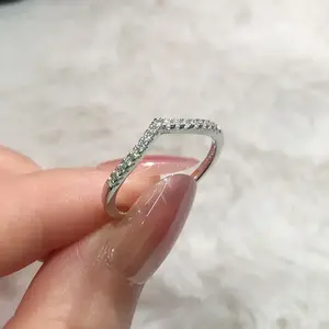 S925 Sterling Silver V-Shaped Ring Synthetic Moissanite Ring fashion jewelry accessory woman girl promise ring