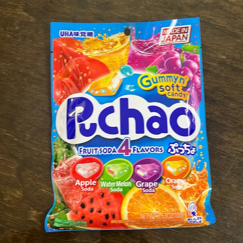UHA MIKAKUTO PUCHAO FRUIT SODA