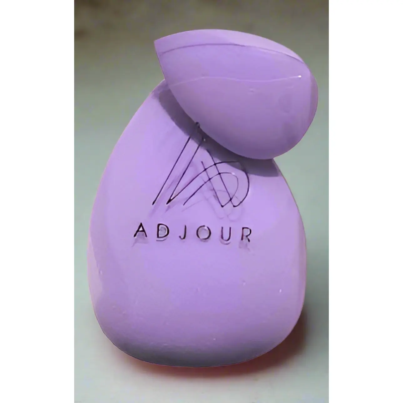 Vibrant Makeup Blending Sponge
