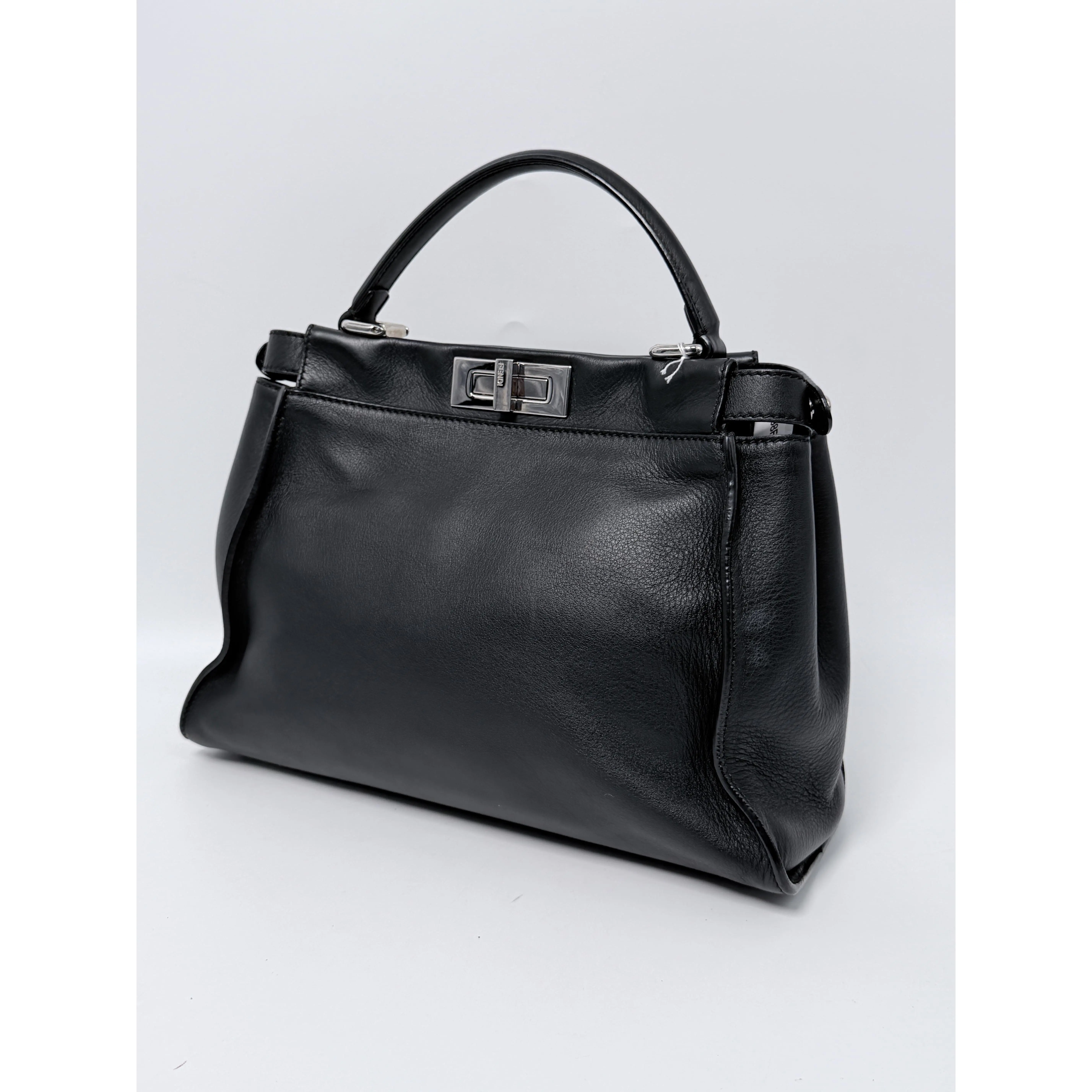 Pre-owned FENDI Leather Shoulder Bags Peekaboo Medium Black Satchel Handle Handbag Shoulder Bag JE298FD