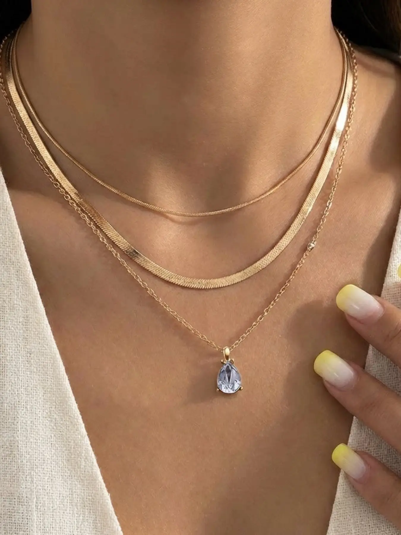 Three-Layer Water Drop Rhinestone Necklace Set, Minimalist Luxury Stackable Clavicle Chain, Elegant Layered Jewelry for Women Layering Necklaces