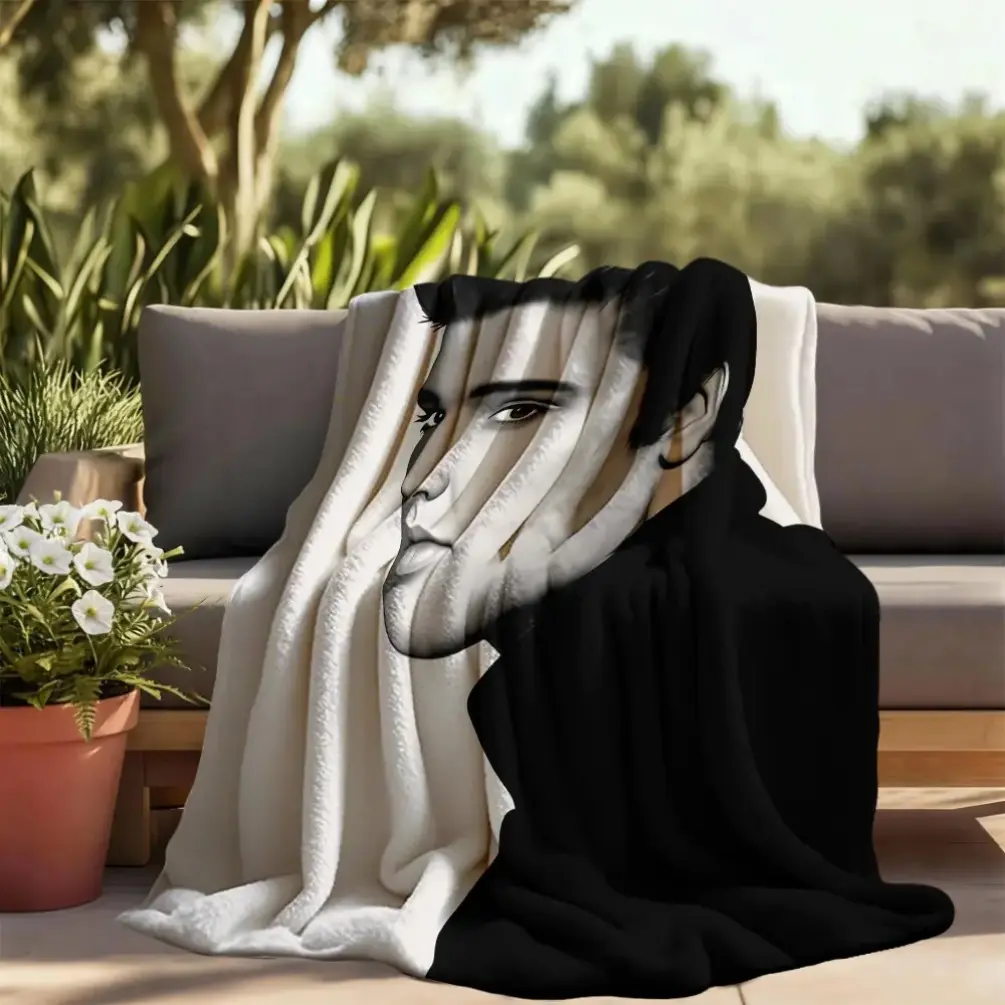 Elvis Presley Classic Black White Portrait Flannel Blanket Ultra Soft Cozy Throw Blanket for Fans All Season Home Decor Air Blanket,warm,figure,man,grad,breathable