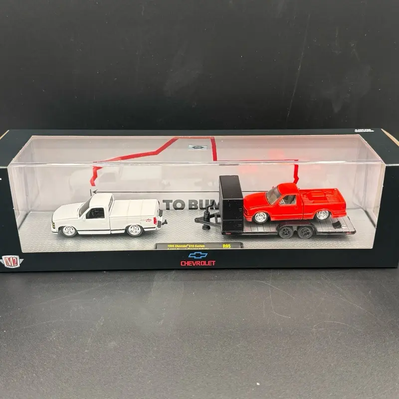 M2 Set R95 Case M2 Machines Auto-Haulers - 1995 Chevrolet S-10 Custom and 1993 ...