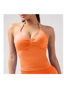 Seamless halter neck tank top for outer wear, V-neck sports tank top with chest pad, women's fitness top, beautiful back yoga tank top