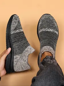 Men's Sporty Slip on Mesh Breathable Comfortable Colorblock Sneakers, Casual Comfortable Low Top Sock Shoes, Fashionable Sneakers for Daily Wear, Lightweight Breathable Sneakers, Mesh Design Sneakers
