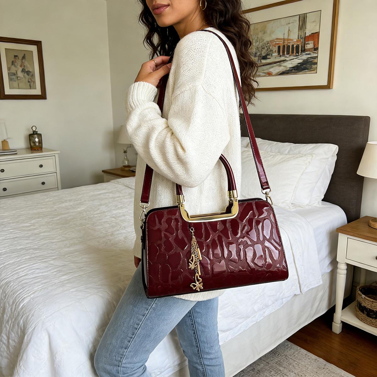 Women’s Fashion Crossbody Bag, Versatile Trendy Handbag, Large-capacity Tote Bag, Suitable for Outings, Commuting, and Weekend Dates Retro Matte Hand-woven Messenger