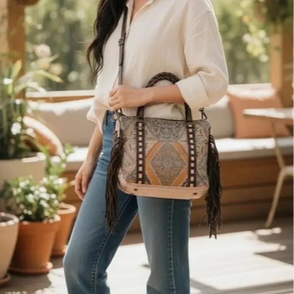 painted dessert tote