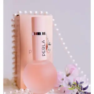 Mirada Perla Four Women 3.4 oz Eau De Parfum with Apple, Berry, Lily, Orchid, Caramel, Musk Notes in Pink Bottle