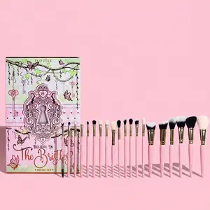 P.Louise Believe In The Bristles 20 Piece Brush Set P.Louise Believe In The Bristles 20 Piece Brush Set