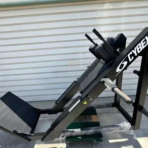 RARE CYBEX HACK SQUAT PLATE LOADED MACHINE