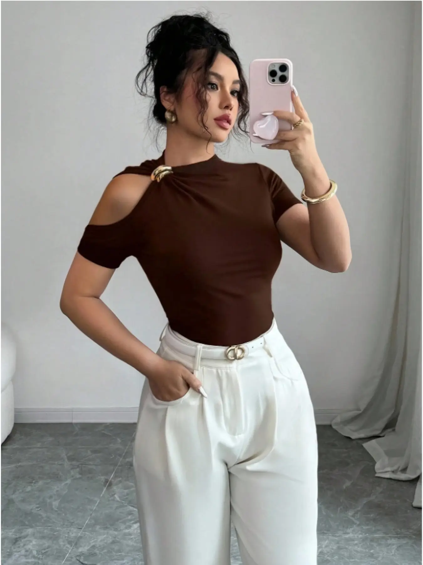 Women's short-sleeved metal decorative hollow solid color fashion Casual Top T-shirt Lady Womenswear