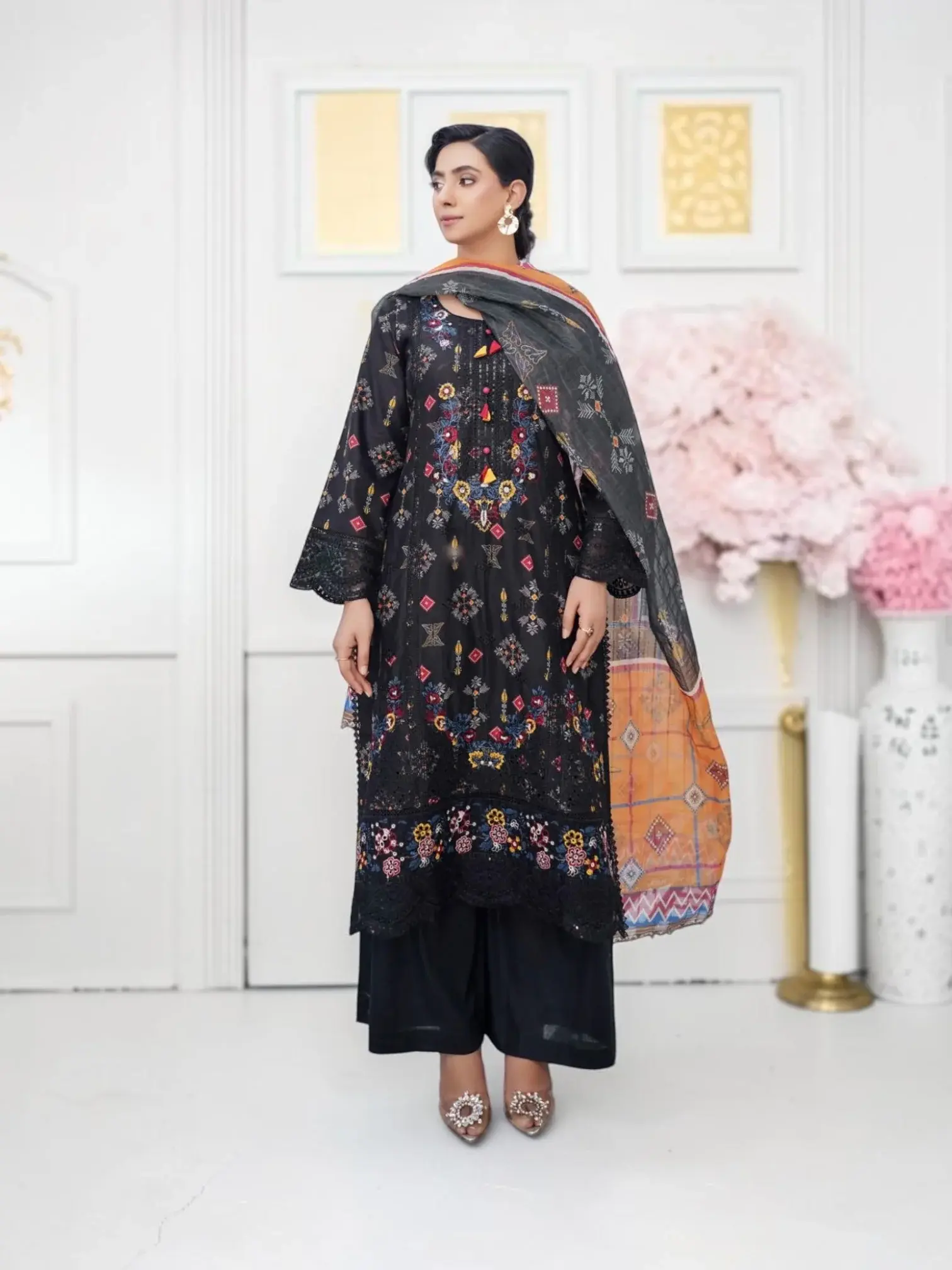 Pakistani Cotton Salwar Kameez, Cultural Wear for Women