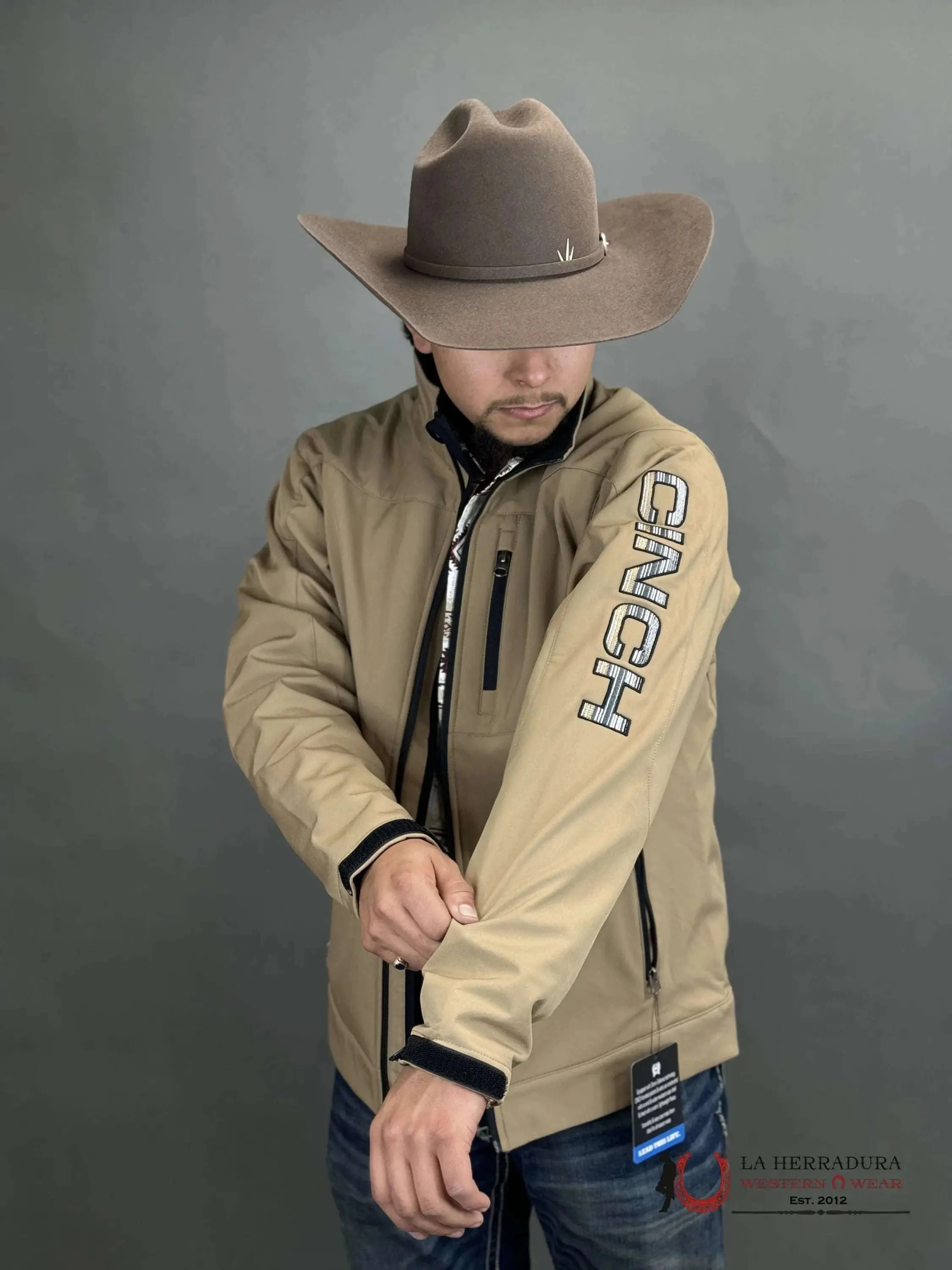CINCH Men's Solid Beige Collared Neck Hardshell Coats - Lightweight Fabric, Waterproof, Classic Team Logo Zip-Up, Normal Type Menswear with Pocket (Style 7008) for Outdoor Use