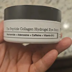Product Review of COSRX The Peptide Collagen Hydrogel Eye Patch 60 Patches Reduce Puffiness Hydrate Under-Eye Bags in 10 Minutes from Q**n B** **