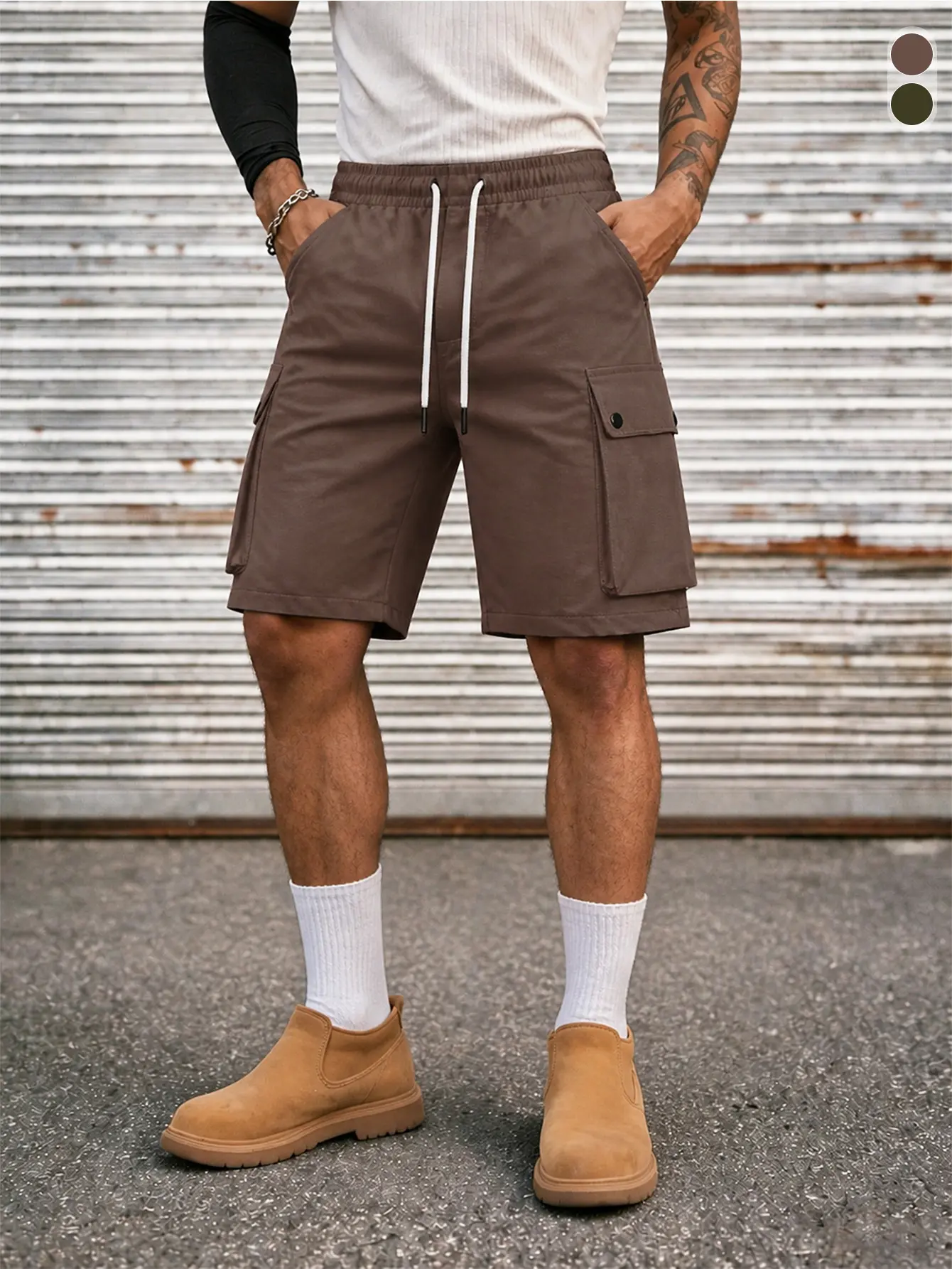 Men’s summer cargo shorts made from quick-dry fabric, featuring a loose straight fit with an adjustable drawstring and multiple pockets—ideal for hiking, camping, beach trips, and everyday casual wear. Beige Beige Tropical
