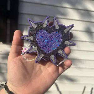 Spiked Heart Collar Freshie