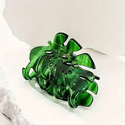 1pc Leaf-Shaped Hair Claw Clip, Women Hair Accessory, Hair Decor, Suitable For Daily Wear, Non-Slip Fixation Hair Clip, Leaf Pattern Essential For Women Wint