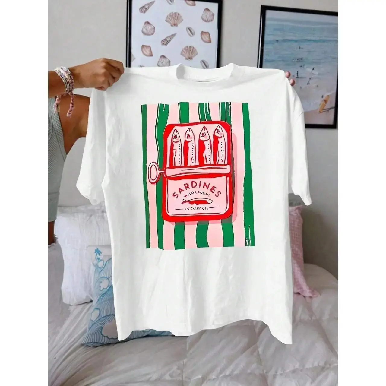 Men's Cotton Casual Short-Sleeve T-Shirt - Flat, Comfortable, Artistic Eye-Catching Bold Food-Inspired Design for Standout Style