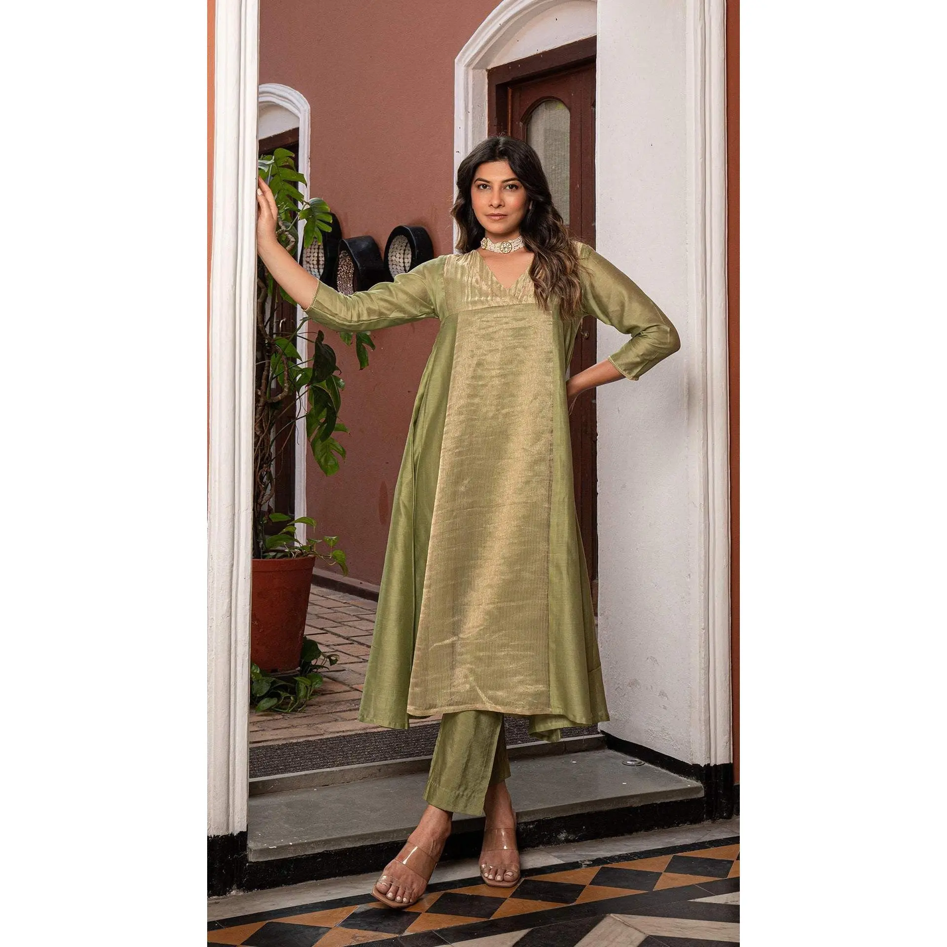 Aarjavee - Green Golden Tissue Chanderi Anarkali Kurta Set