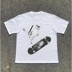 Creative Skateboarding Cat T-Shirt Unisex Animal Graphic Tee Perfect for Gifts Vintage Gothic Y2k Emo Scene Style for Men and Women Streetwear