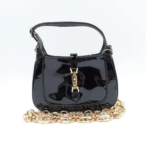 Pre-owned GUCCI Vernis Shoulder Bags Jackie 1961 Black Shoulder Bag T10413246