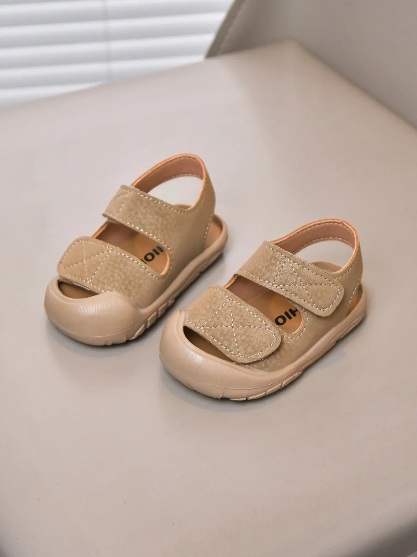 Velcro Sandals, Toe Protection Wraparound Design, Comfortable Comfy PU Rubber Sandals Non-Slip Summer for Kids, Sandals For Toddlers, Casual PU Leather Shoes
