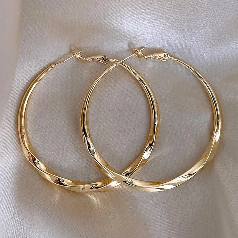 Elegant Twisted Hoop Earrings, Minimalist Design for Women, Versatile Daily Wear, Perfect for Parties and Vacations, Hoop Jewelry
