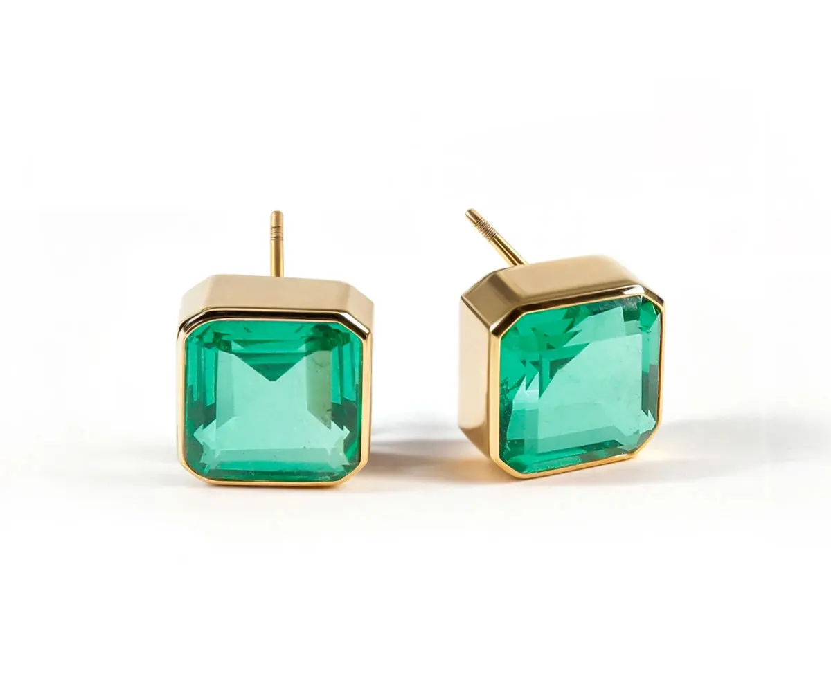 Emerald Stud Earrings - Green Quartz