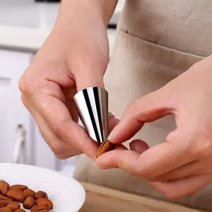 4pcs Stainless Steel Finger Guards – Protective Iron Nail Covers for Peeling Garlic, Picking Vegetables & Pinching Edamame