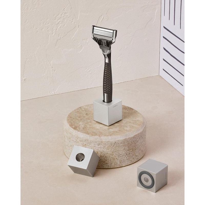 Harry's Razor Stand - Classic Design, Durable Construction, Versatile Use, Ideal for Personal Protection and Storage Shaver Comfort