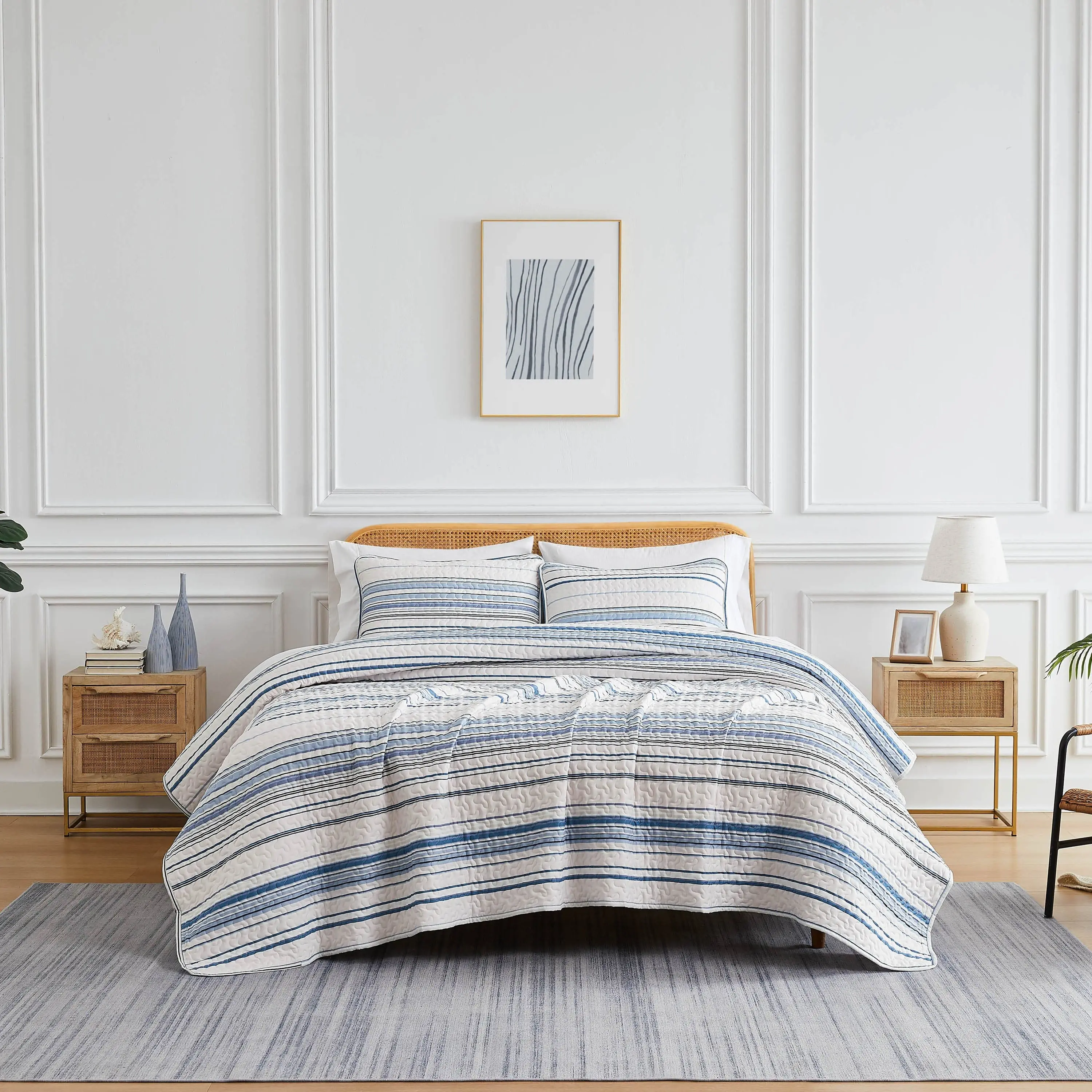 Coastal Striped Bedding Set - Quilted Bedspread Set, Comfy Full/Queen Bedding for Bedroom Use