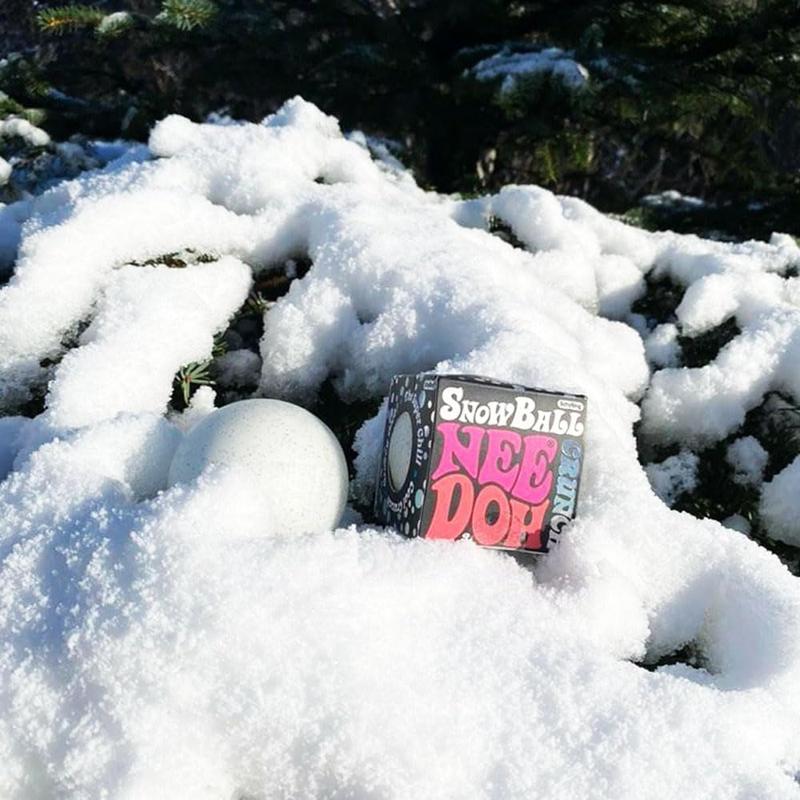 NeeDoh SnowBall Crunch – Snow-Like ASMR Sensory Toy with Crunchy Sound, Soft Stretchy Dough, Ages 3+