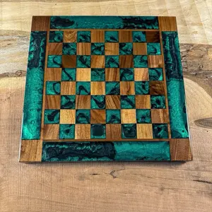 Emerald Black Onyx Walnut Chess Board (INCLUDES PIECES)