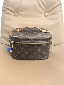 Pre-owned Louis Vuitton canvas Crossbody Bags Nice Mini Vanity Case / Cosmetic Bag