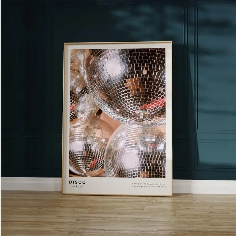 Sparkling Disco Ball Print Poster, Golden Mirror Ball Graphic Wall Art, Artistic Home Decor for Room Photo Display, Home Supplies Decoration