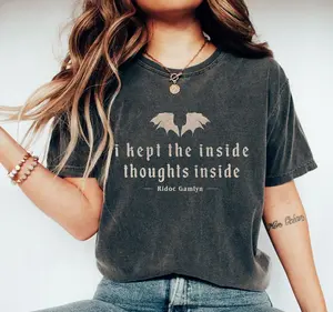 I Kept The Inside Thoughts Inside T-shirt, Quest Squad shirt, Fourth Wing Shirt, Bookish Woman Gift, Book Lover