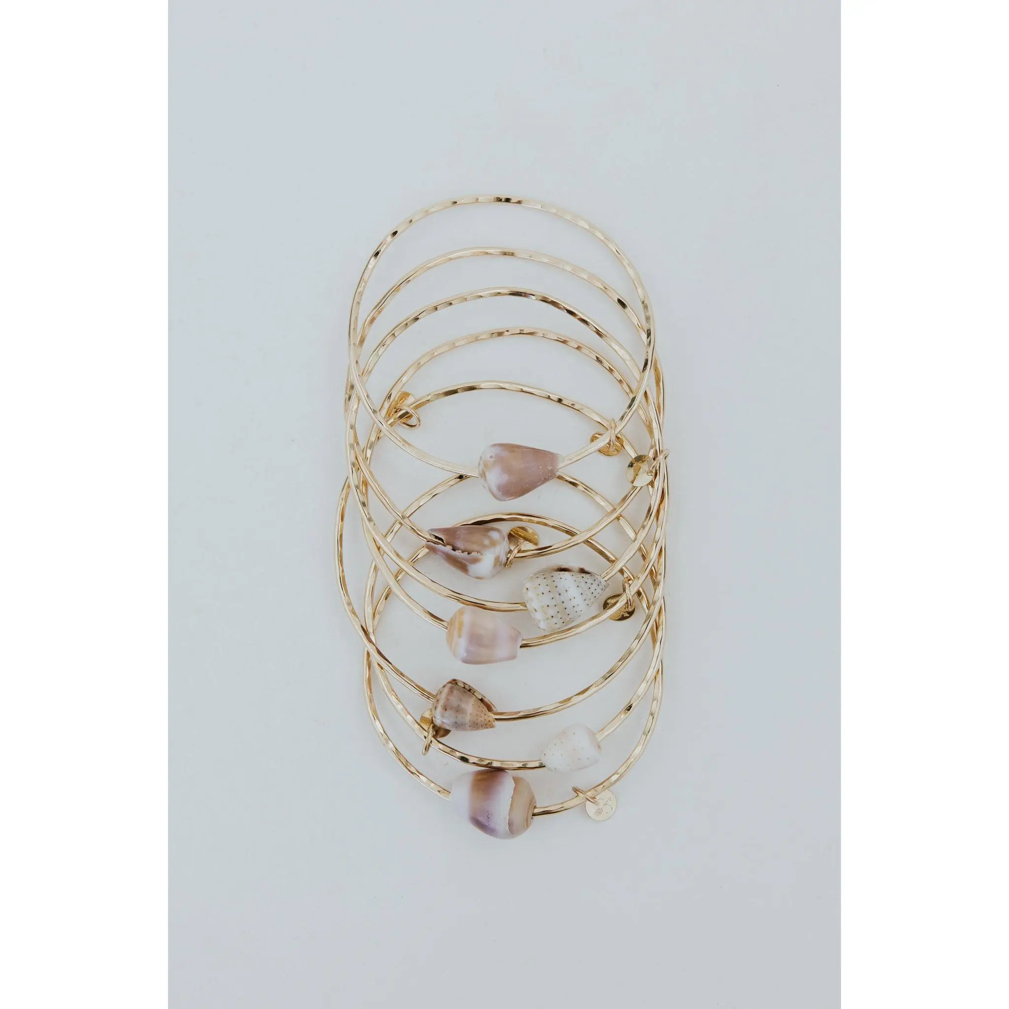 Ti Leaf Bangle - Cone Shell