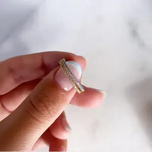 Pave Stacking Band