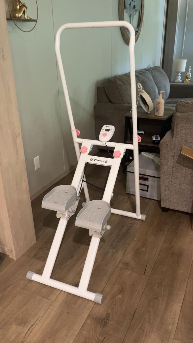 Item: White- Adjustable Height