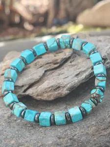 Bohemian-style natural stone square bead bracelet with a cracked texture – elastic cord, artsy and boho-chic, versatile accessory – suits any outfit – also makes a great gift – perfect for Thanksgiving