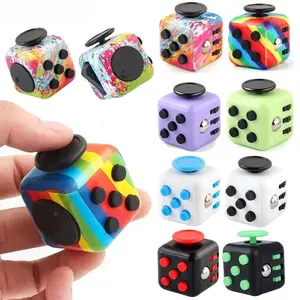 Portable Mini Finger Toy, Multi-Face Stress Relief Cube, Classic Button Feel, Quiet Pocket Size, Ideal Office Home Travel Gift, Stress Relief Gadgets